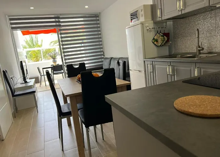 Chaparral Apartment *