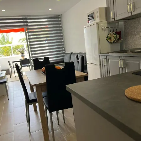 Chaparral Apartment *